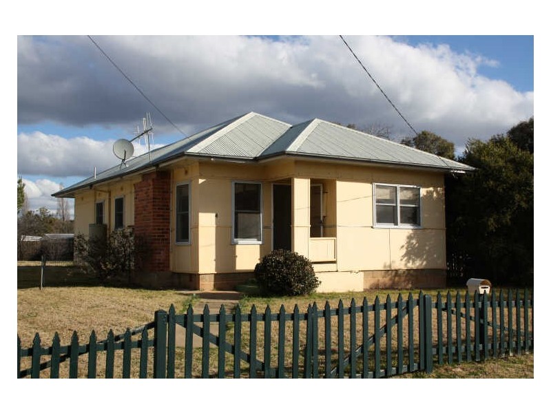 4 Dangar Street, Kandos NSW 2848