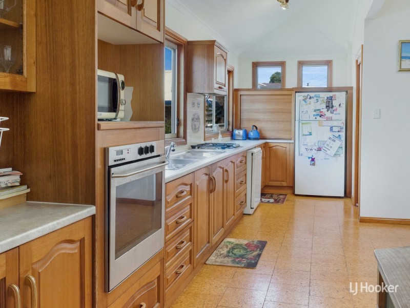 25 Prentice Avenue, Old Erowal Bay NSW 2540