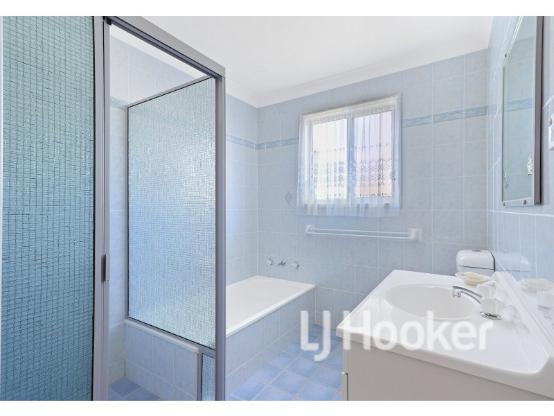 17 John Street, Basin View NSW 2540