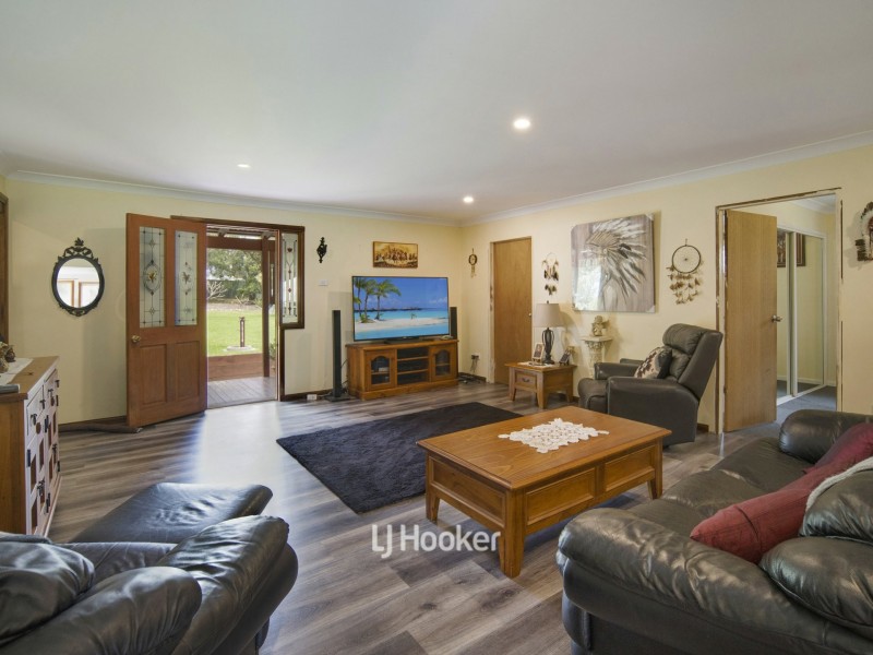 825b Sussex Inlet Road, Sussex Inlet NSW 2540