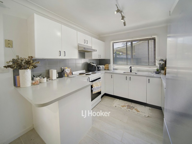 42 Tasman Road, St Georges Basin NSW 2540