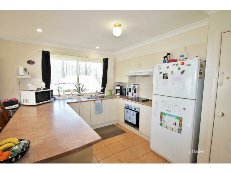 4 Wallabia Place, Sanctuary Point NSW 2540