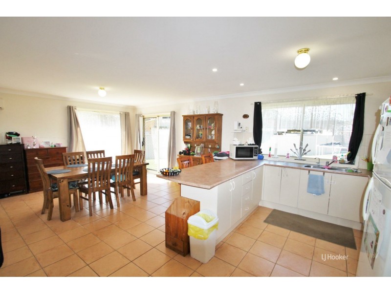 4 Wallabia Place, Sanctuary Point NSW 2540