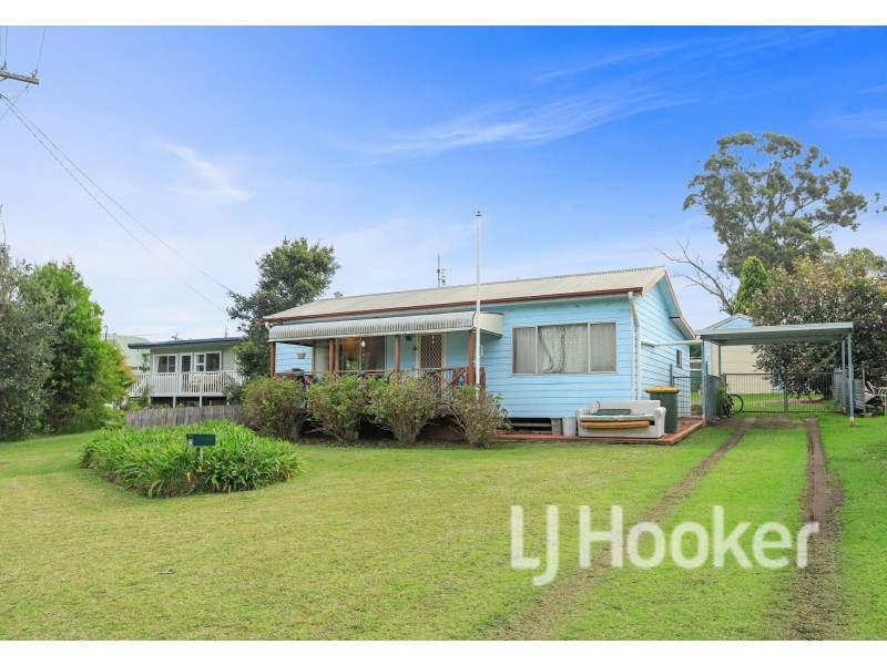 19 Watersedge Avenue, Basin View NSW 2540