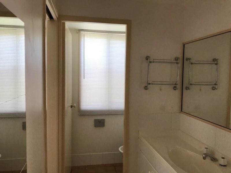 20 Cammaray Drive, Sanctuary Point NSW 2540