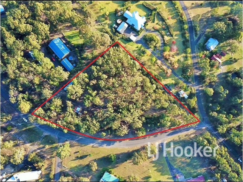 44 Hayward Road, Wandandian NSW 2540