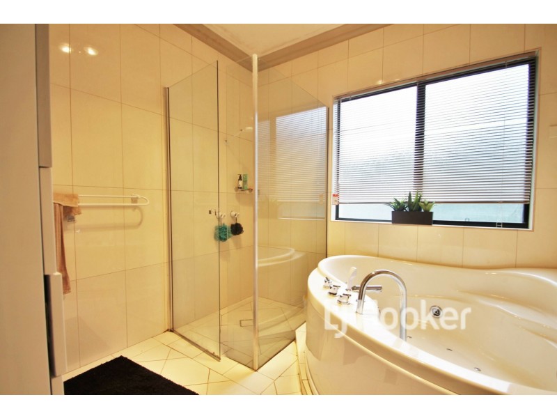 25 Waterpark Road, St Georges Basin NSW 2540