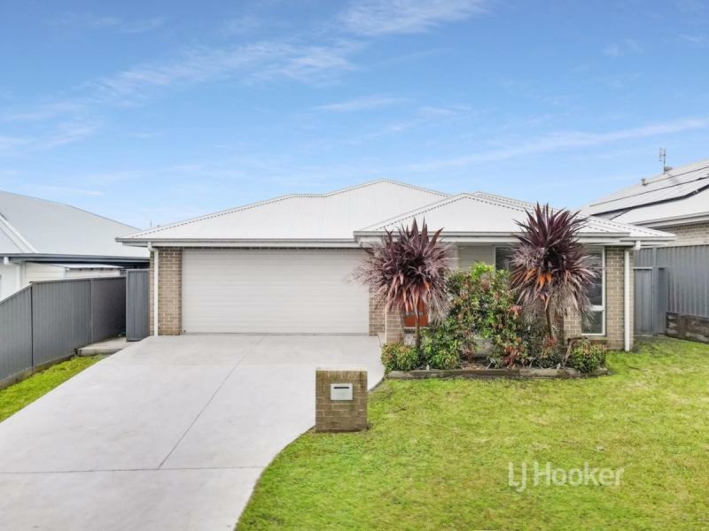 18 Bow Street, Vincentia NSW 2540