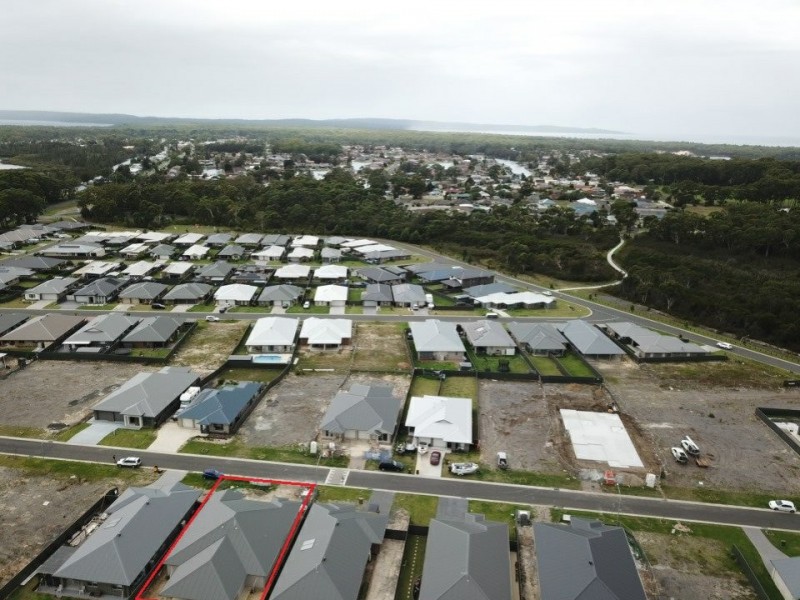 1/18 Hastings Parade, Sussex Inlet NSW 2540