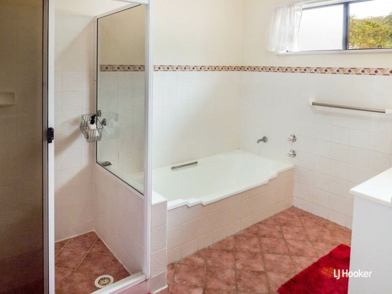 427 Elizabeth Drive, Vincentia NSW 2540