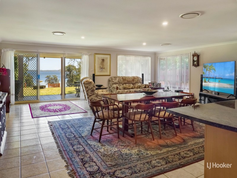242 Greville Avenue, Sanctuary Point NSW 2540