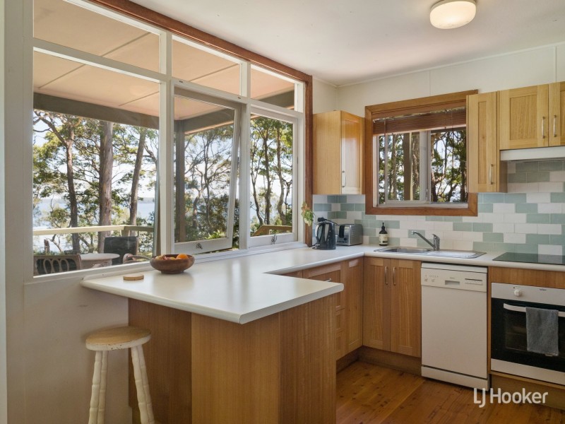55 Walmer Avenue, Sanctuary Point NSW 2540