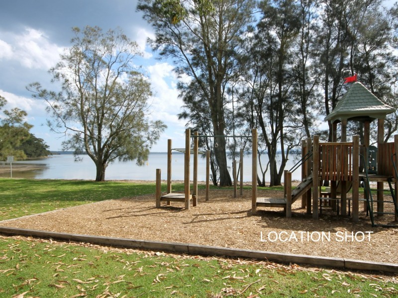 15 The Basin Road, St Georges Basin NSW 2540