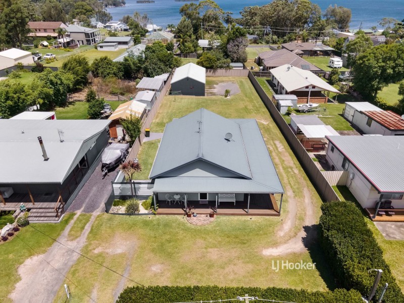 19 Tasman Road, St Georges Basin NSW 2540