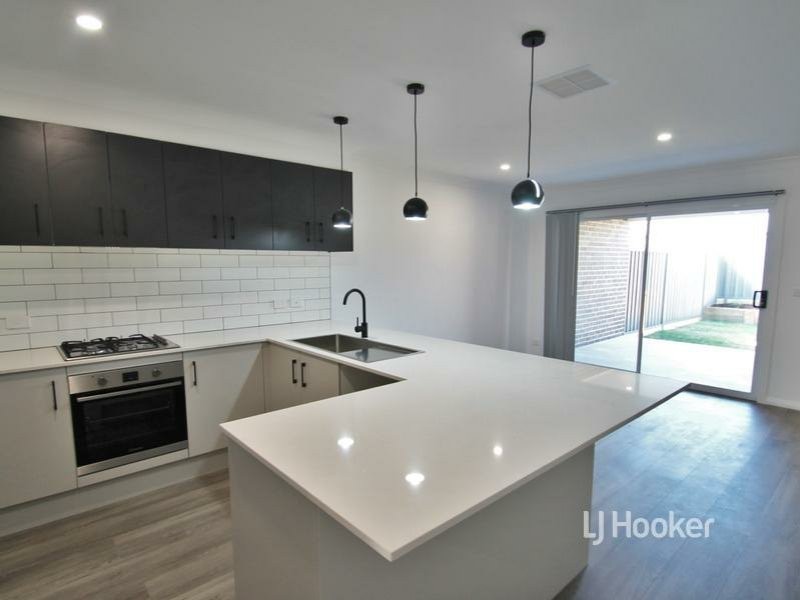 22/8 Dunisla Street, Sanctuary Point NSW 2540