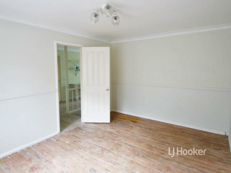 68 MacGibbon Parade, Old Erowal Bay NSW 2540