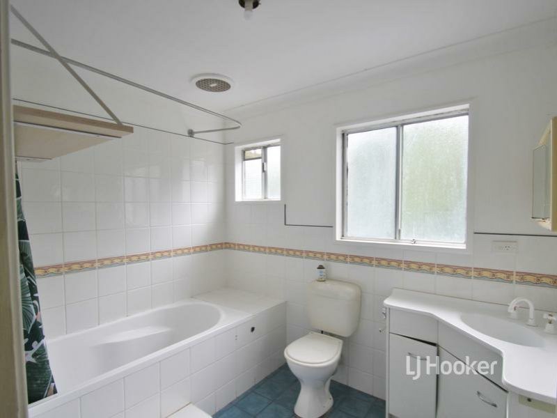 68 MacGibbon Parade, Old Erowal Bay NSW 2540