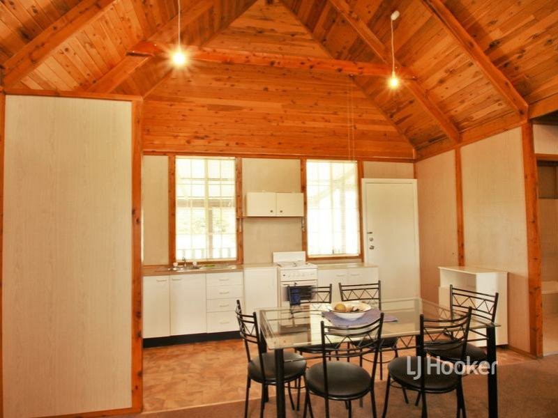 11 Vickery Avenue, Sanctuary Point NSW 2540