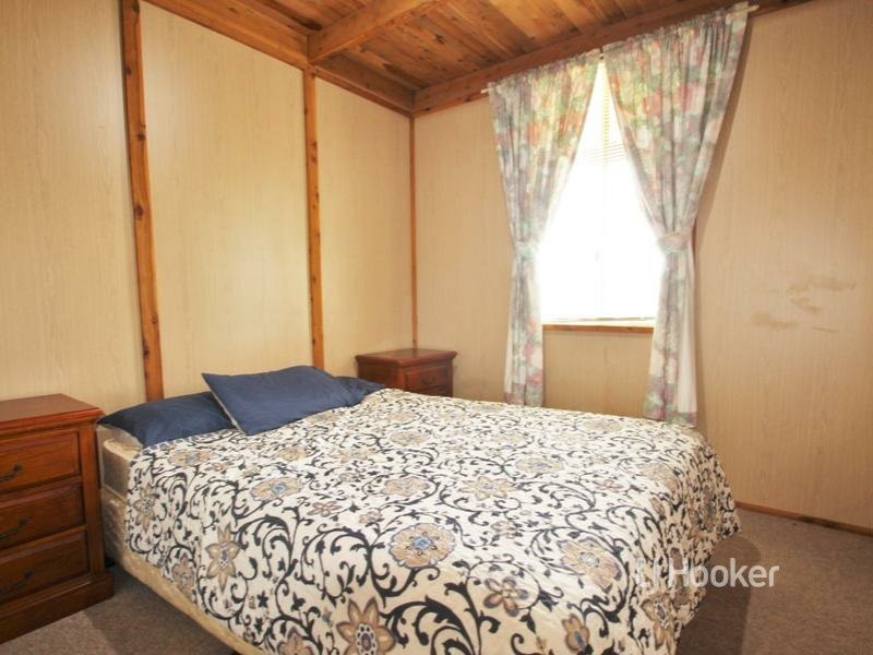 11 Vickery Avenue, Sanctuary Point NSW 2540