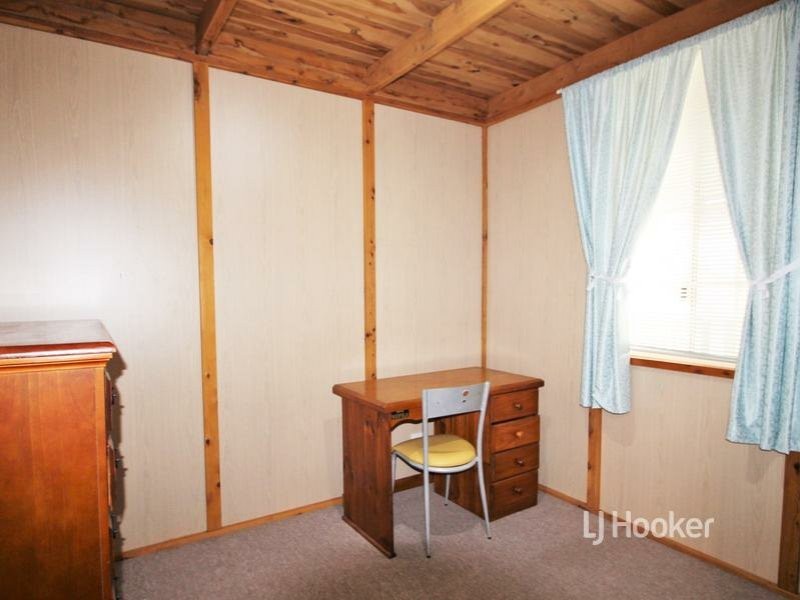 11 Vickery Avenue, Sanctuary Point NSW 2540