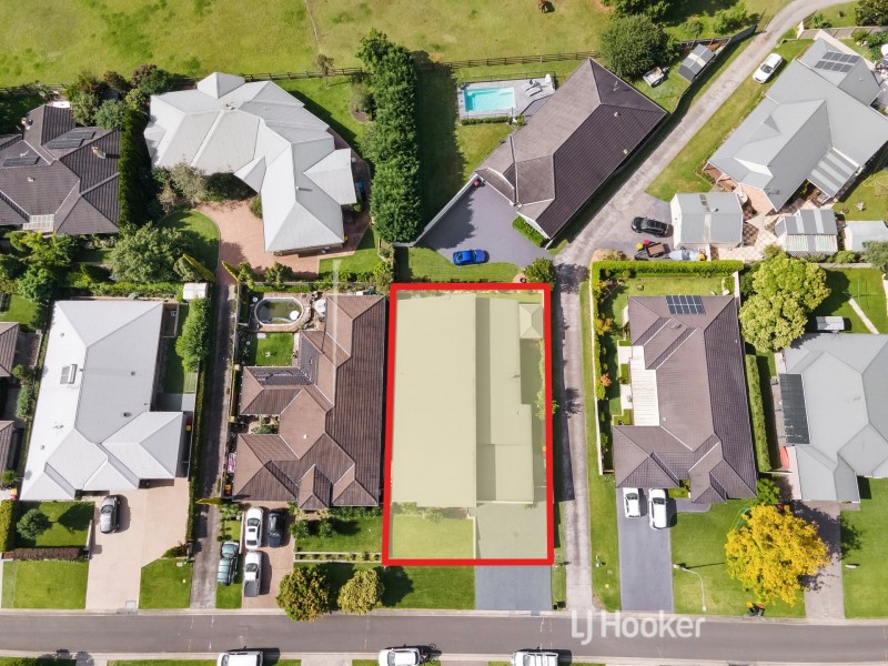 54 Emerald Drive, Meroo Meadow NSW 2540