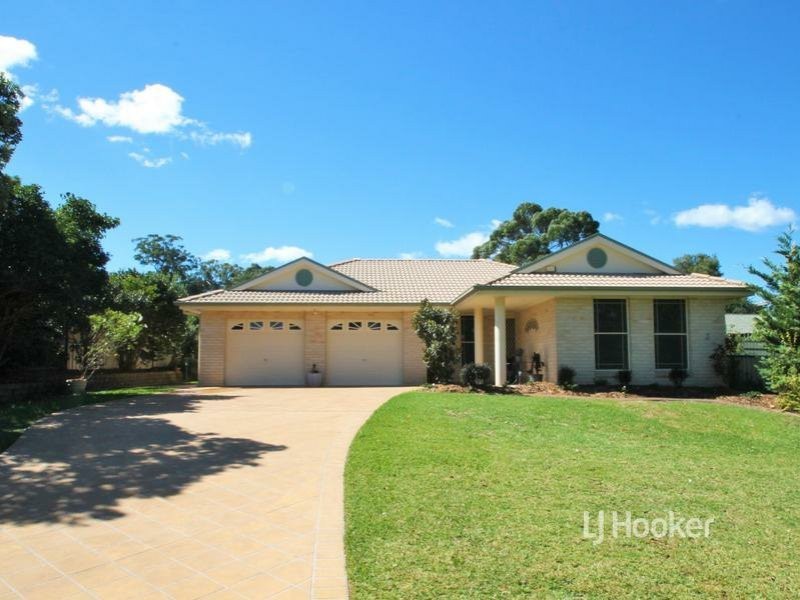 4 Claylands Drive, St Georges Basin NSW 2540