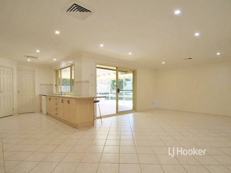 4 Claylands Drive, St Georges Basin NSW 2540