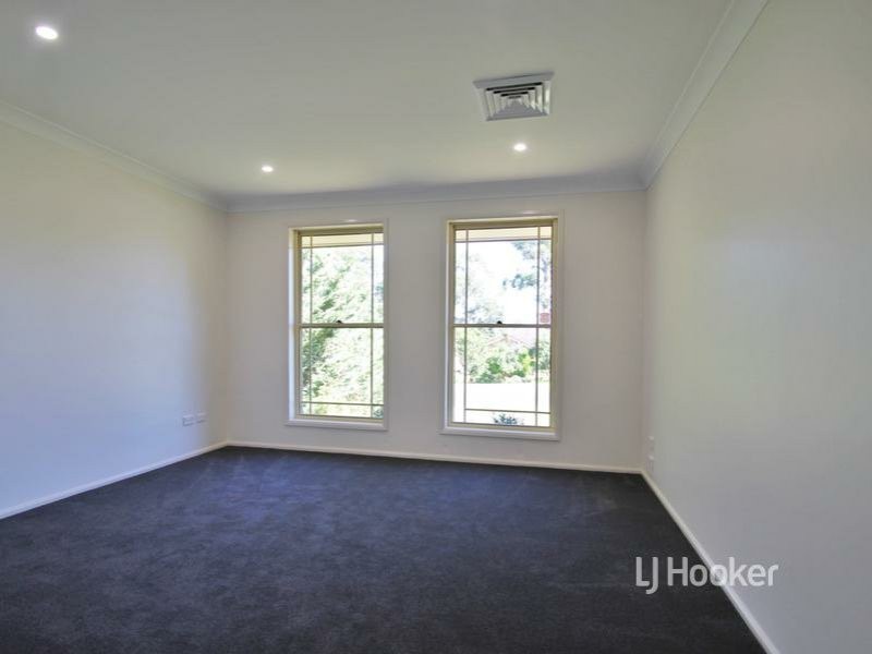 4 Claylands Drive, St Georges Basin NSW 2540