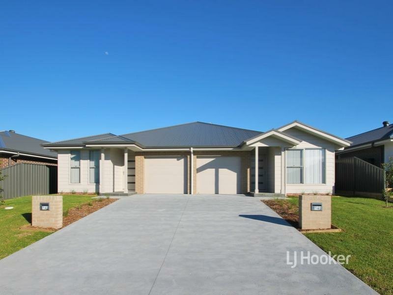1/16 Bexhill Avenue, Sussex Inlet NSW 2540