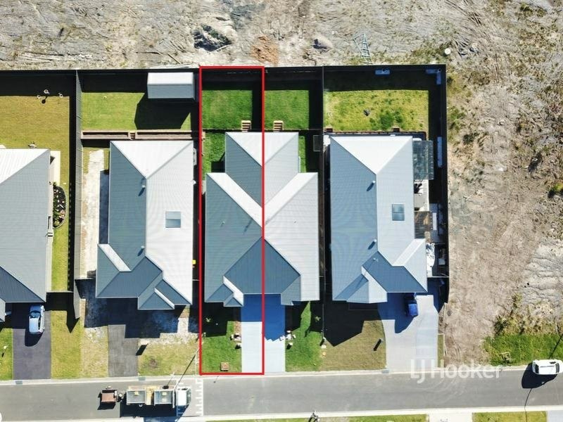 1/16 Bexhill Avenue, Sussex Inlet NSW 2540