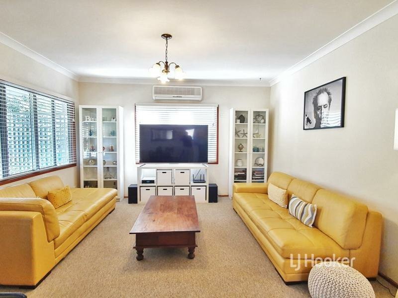 11 McGowen Street, Old Erowal Bay NSW 2540