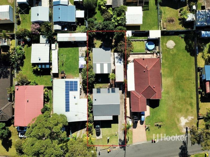 11 McGowen Street, Old Erowal Bay NSW 2540