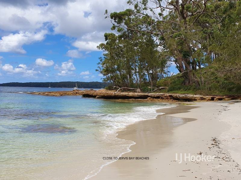 11 McGowen Street, Old Erowal Bay NSW 2540