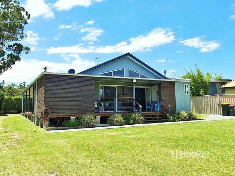19 Tasman Road, St Georges Basin NSW 2540