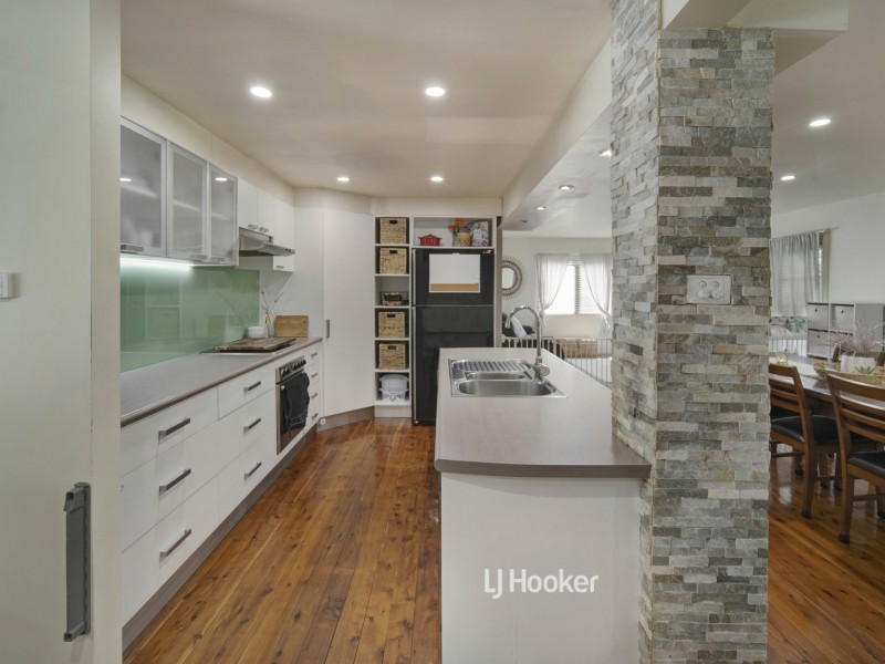 16 Carmel Drive, Sanctuary Point NSW 2540