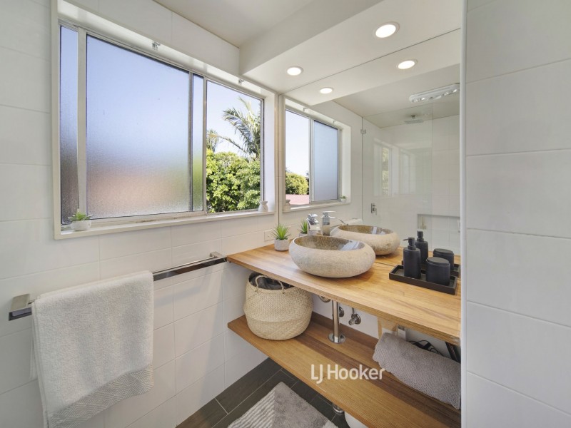 16 Carmel Drive, Sanctuary Point NSW 2540