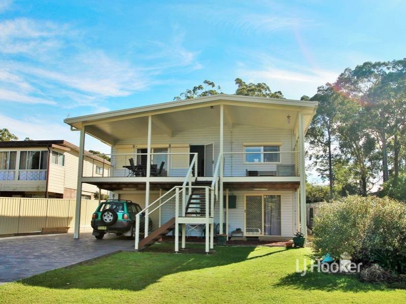 9 Loralyn Avenue, St Georges Basin NSW 2540