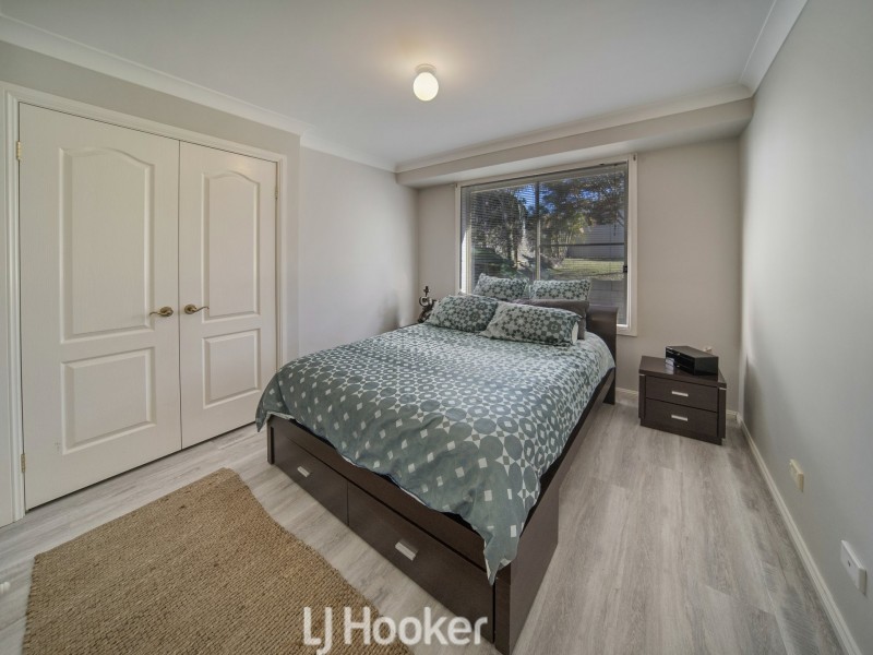 17 McGowen Street, Old Erowal Bay NSW 2540