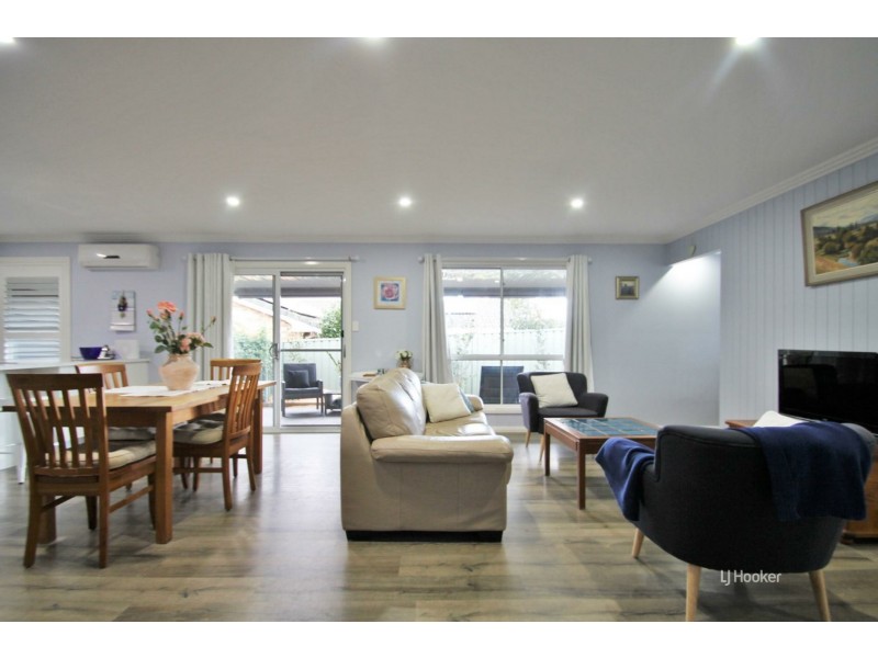 40 Tasman Road, St Georges Basin NSW 2540