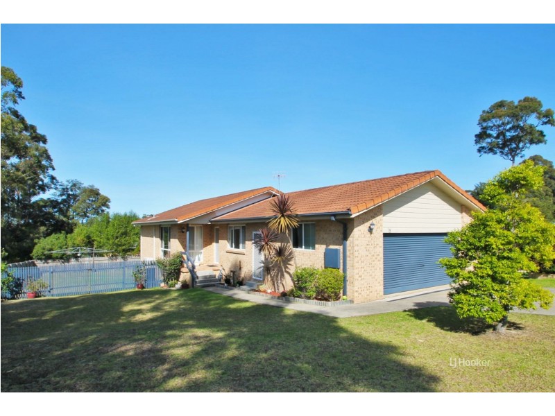 19 Durnford Place, St Georges Basin NSW 2540