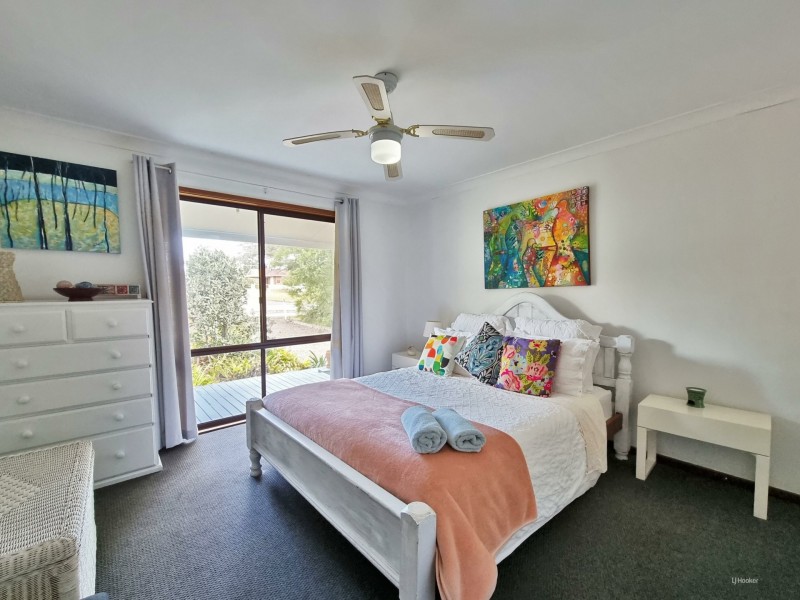 42 Sanctuary Point Road, Sanctuary Point NSW 2540