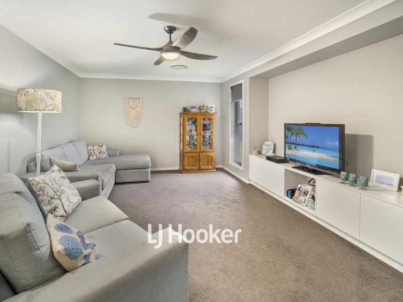 44 Peacehaven Way, Sussex Inlet NSW 2540