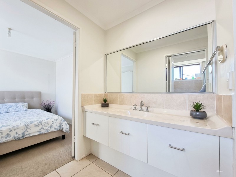 79 Paradise Beach Rd, Sanctuary Point NSW 2540