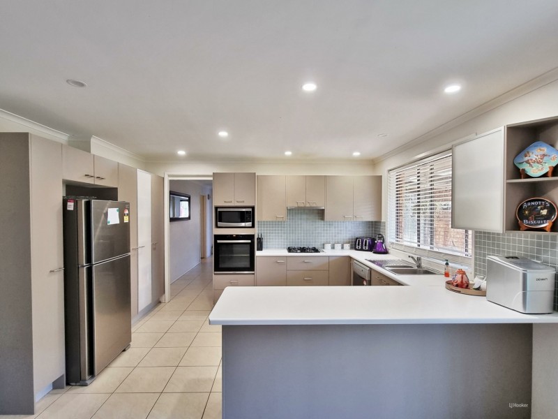 79 Paradise Beach Rd, Sanctuary Point NSW 2540