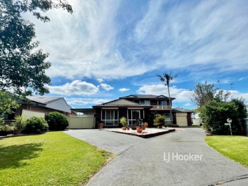 10 Lyrebird Drive, Nowra NSW 2541