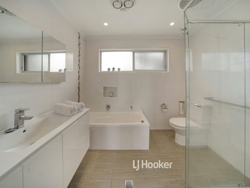 3 St Georges Road, St Georges Basin NSW 2540