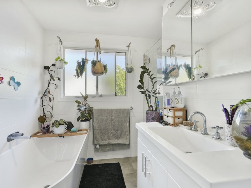 26 Tasman Road, St Georges Basin NSW 2540