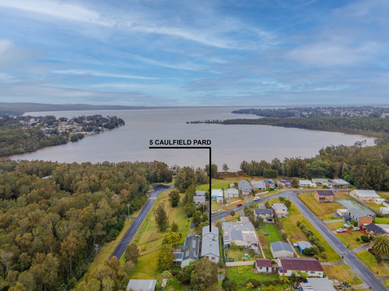 5 Caulfield Parade, Old Erowal Bay NSW 2540
