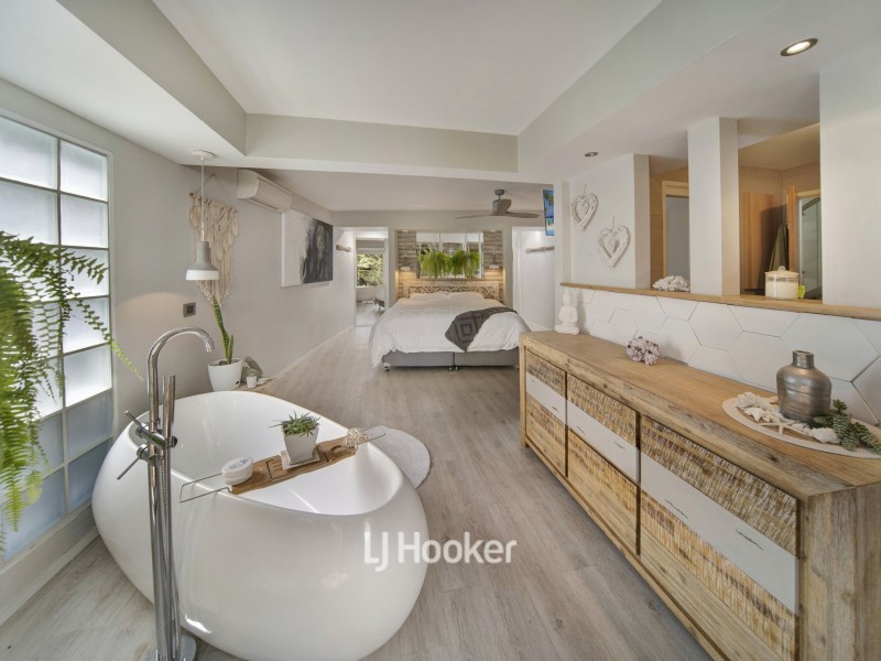 214 Greville Avenue, Sanctuary Point NSW 2540