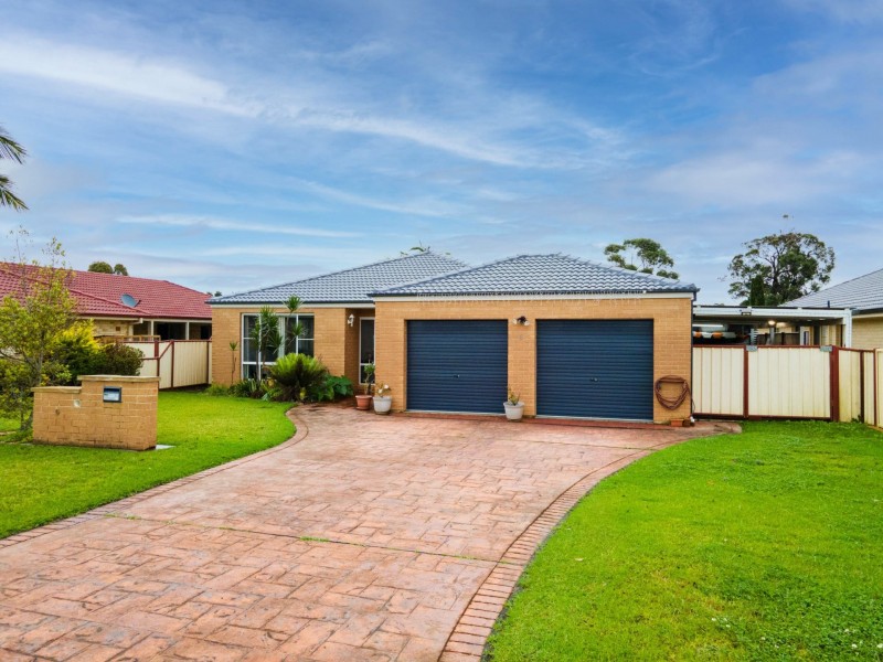 6 Nadine Street, Sanctuary Point NSW 2540